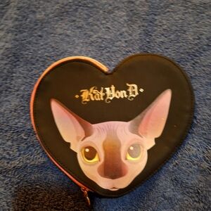 Kat Von D Heart-Shaped Cat Pouch - Black and Pink